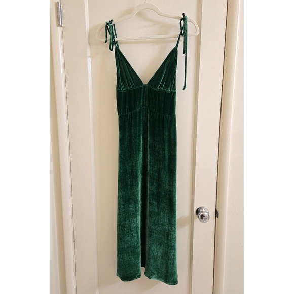 Reformation Emerald Green Melany Velvet Midi Dress - Picture 4 of 7